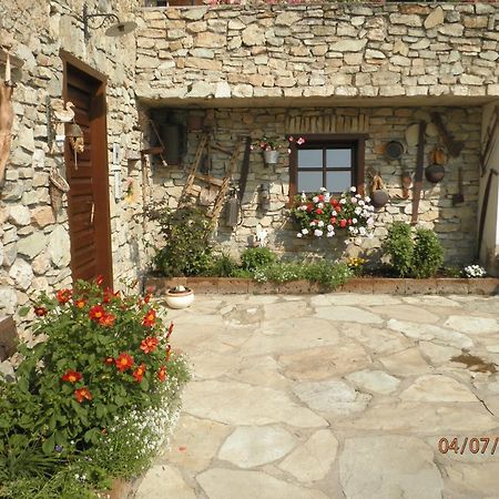 B&B Al Ghiro Villa Lagarina Eksteriør billede